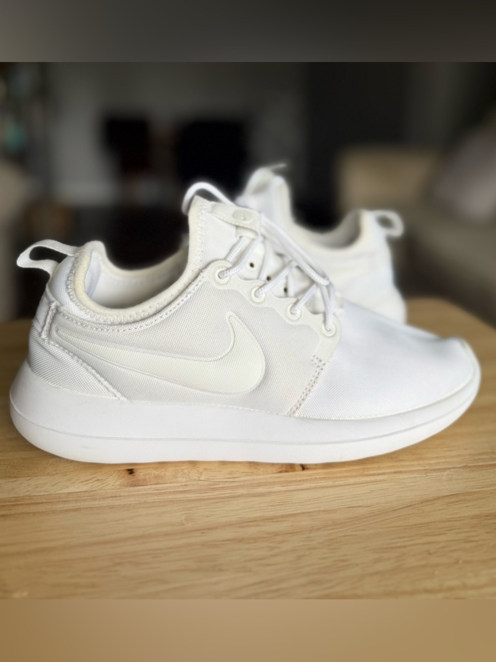 Nike Women’s White Roshe